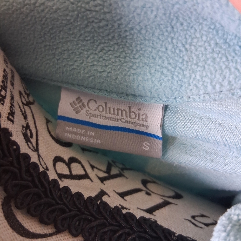 Columbia Women's Small V Neck Sweater in Blue - Picture 2 of 5